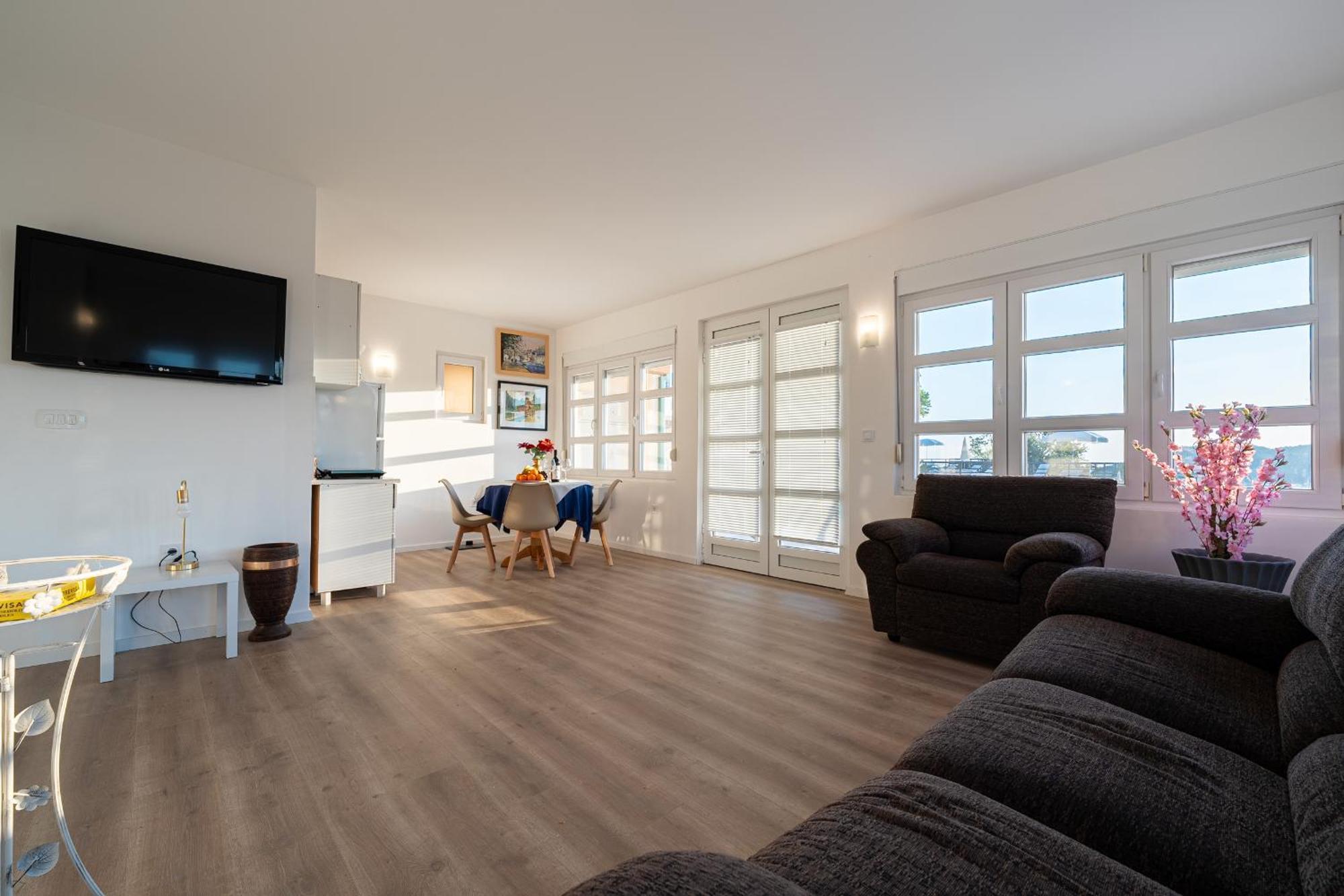Regina Residence Budva Exterior photo